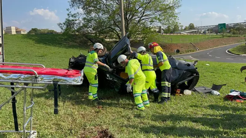 Acidente Grave na SP-147: Carro Capota e Deixa Vítima em Estado Crítico em Limeira