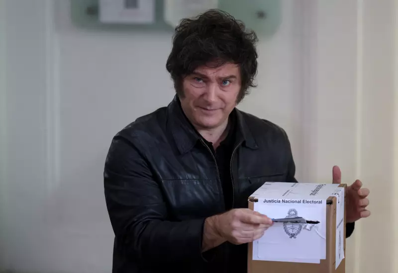 Argentina Decide: Eleitores Votam em Eleição Crucial que Define Futuro do País