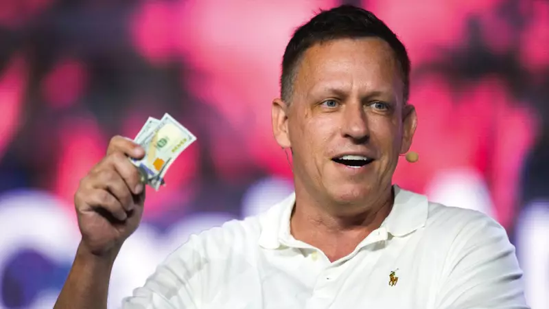 Bilionário do Vale do Silício Financia Movimento que Anuncia a Vinda do Anticristo