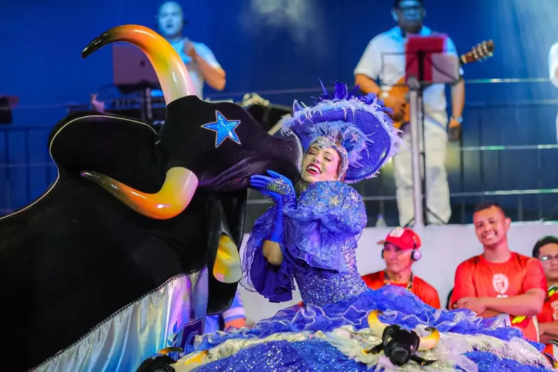 Boi Manaus 2025: Caprichoso e Itens Oficiais se enfrentam no grande espetáculo deste sábado