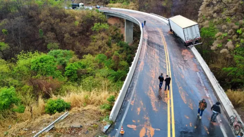BR-365 em Montes Claros tem tráfego normalizado após interdição | Trânsito liberado