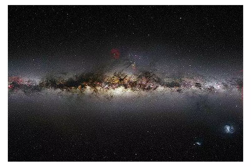 Brilho Misterioso no Centro da Via Láctea: Sinal Revolucionário da Matéria Escura?