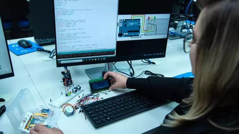 CE: Jovens ganham oportunidade com cursos gratuitos de tecnologia e programação