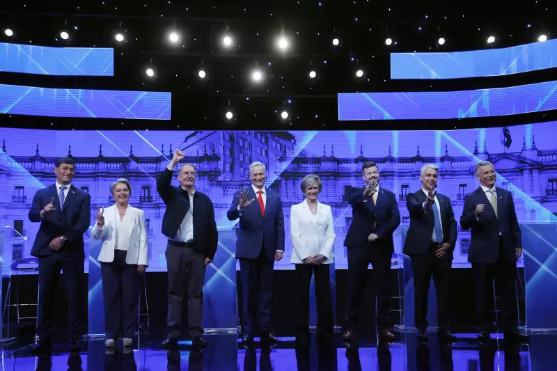 Chile em Choque Eleitoral: Comunista Lidera, mas Extrema-Direita Avança com Força