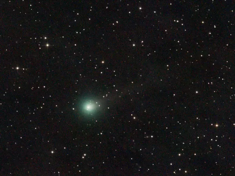 Cometa Lemmon se aproxima da Terra: saiba como observar o espetáculo a olho nu no Brasil