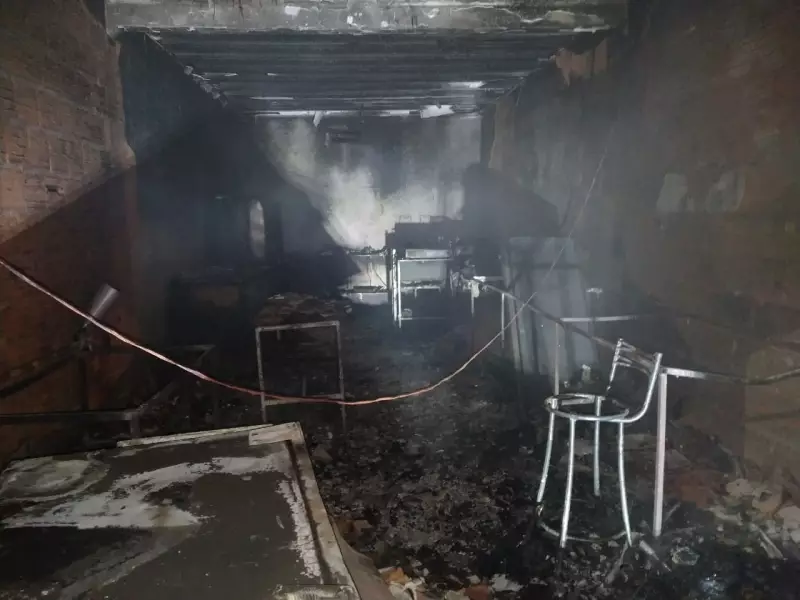 Criminosos invadem lanchonete em Montes Claros, rendem funcionários e ateiam fogo no estabelecimento