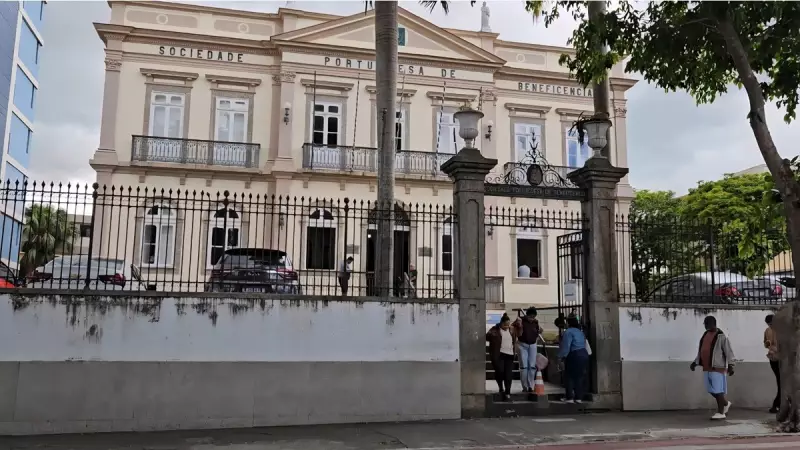 Crise na Saúde de Campos: Famílias Revelam Desespero por Exames e Falta de Insumos