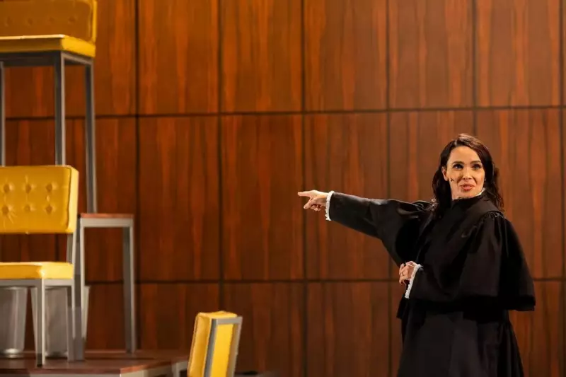 Débora Falabella brilha em Salvador com espetáculo imperdível: 'A Alma Imoral'