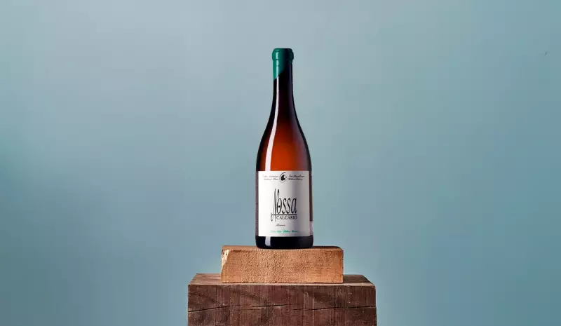 Descubra o Vinho Branco Português que Conquistou o Mundo: Um Segredo Premiado para seu Paladar