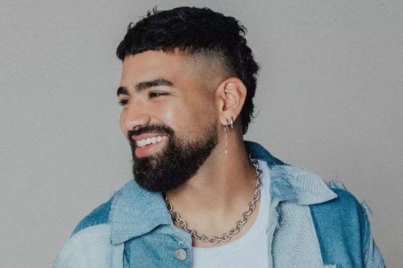 Dilsinho no Réveillon 2026 de Florianópolis: Show confirmado na Beira-Mar Continental