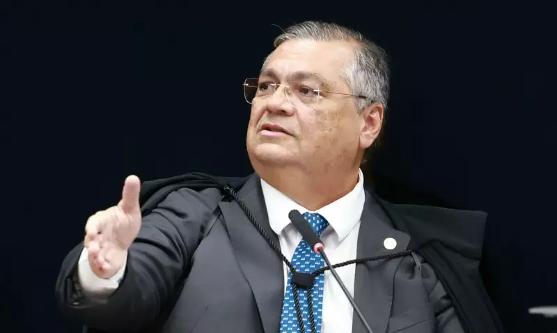 Dino em Ação: Ministro Vota para Anular Regra que Reduziu Aposentadoria por Invalidez