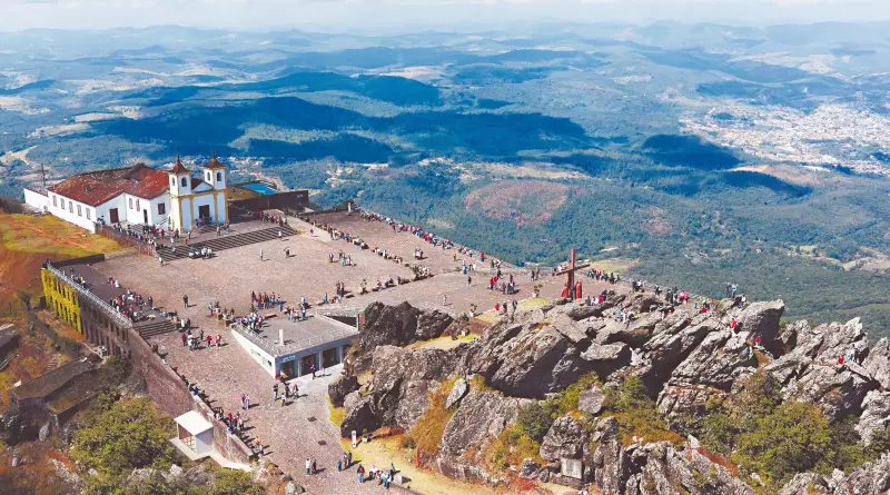 Escândalo na Serra da Piedade: Mensagens Revelam Articulação para Destombamento de Patrimônio Cultural em MG