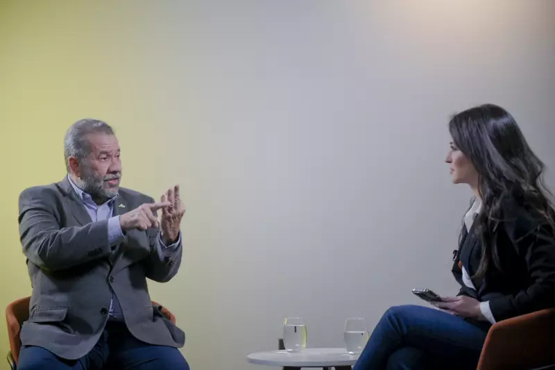 Ex-ministro Lupi revela esquema bilionário de corrupção no INSS: 'Foi um terror'