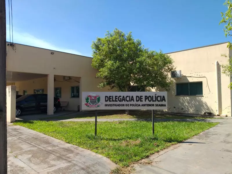 Ex-presidente de hospital é indiciada por desvio de verbas e 'rachadinha' em Presidente Bernardes