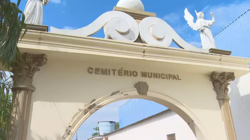 Falta de Espaço em Cemitério Obriga Famílias a Enterrar Parentes a 20 km de Distância no Interior de SP