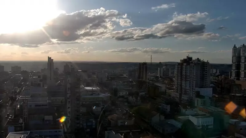 Fim das Chuvas no Paraná: Sol Toma Conta do Estado com Temperaturas Abaixo de 5°C