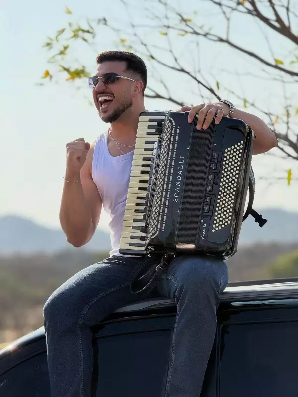 Giannini Alencar leva o melhor do forró pé-de-serra a Natal neste sábado (25)