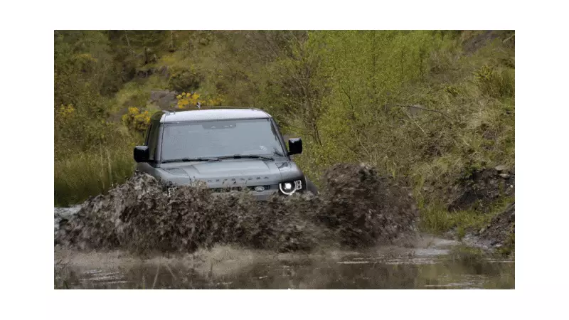Gracyanne Barbosa sofre acidente de carro em São Paulo: veículo ficou destruído