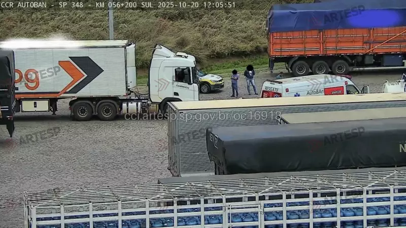 Homem é encontrado morto dentro de carreta às margens de rodovia em Jundiaí: polícia investiga