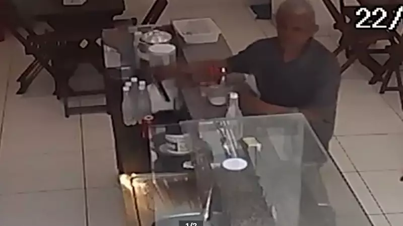 Homem é preso após furtar celular em ponto de ônibus no Centro de Teresina