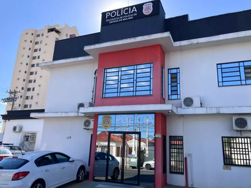 IA no crime: Polícia investiga falsas imagens pornográficas de alunas em escola de elite de Campinas