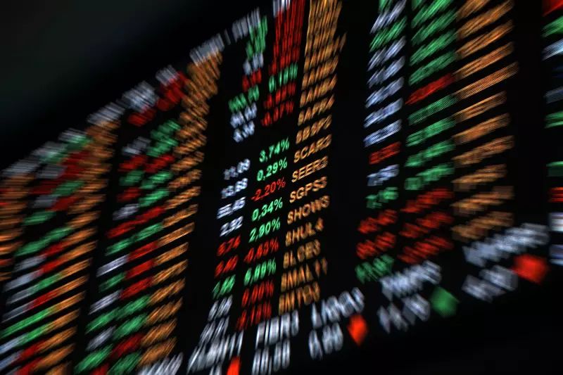 Ibovespa Recua Após Bater Recorde Histórico: Entenda os Motivos por Trás da Queda