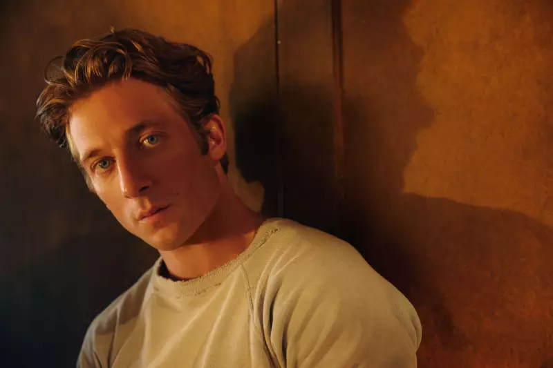 Jeremy Allen White Revela: Por Que Bruce Springsteen É Um Ídolo Atemporal