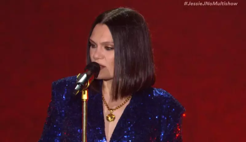 Jessie J enfrenta frustração com adiamento de cirurgia para câncer de mama: entenda o caso