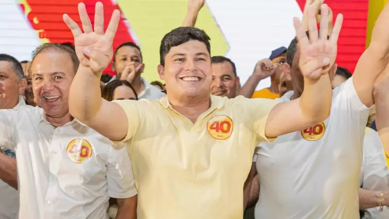 Joel Barroso é eleito prefeito de Santa Quitéria após cassação do pai por ligação com facção