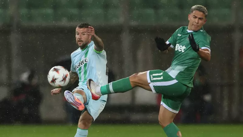 Jogador do Betis se pronuncia sobre sexualidade: 'Não sou gay, mas e se fosse?' - Declaração impactante viraliza