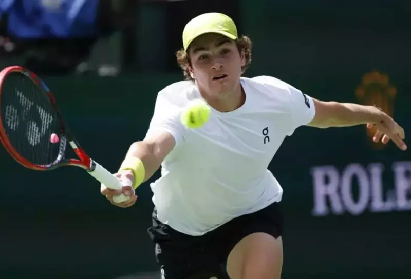 João Fonseca brilha no ATP 500 e avança à semifinal com vitória convincente sobre canadense