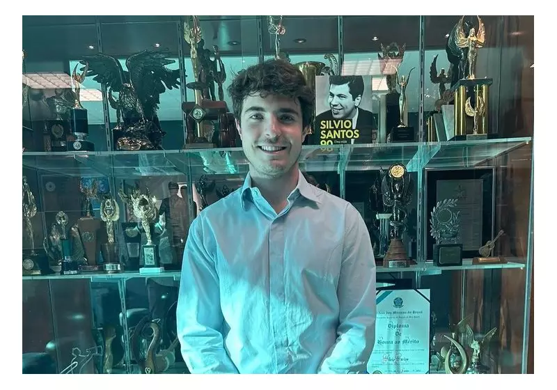 João Liberato, filho de Gugu, entra no reality 'A Fazenda' para dominar os segredos da TV