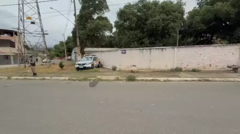 Jovem é executado a tiros em Governador Valadares; criminosos fogem saltando muro de cemitério