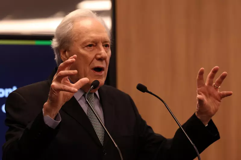 Lewandowski Adverte: 'Desinformação é Arma de Destruição em Massa na Era Digital'