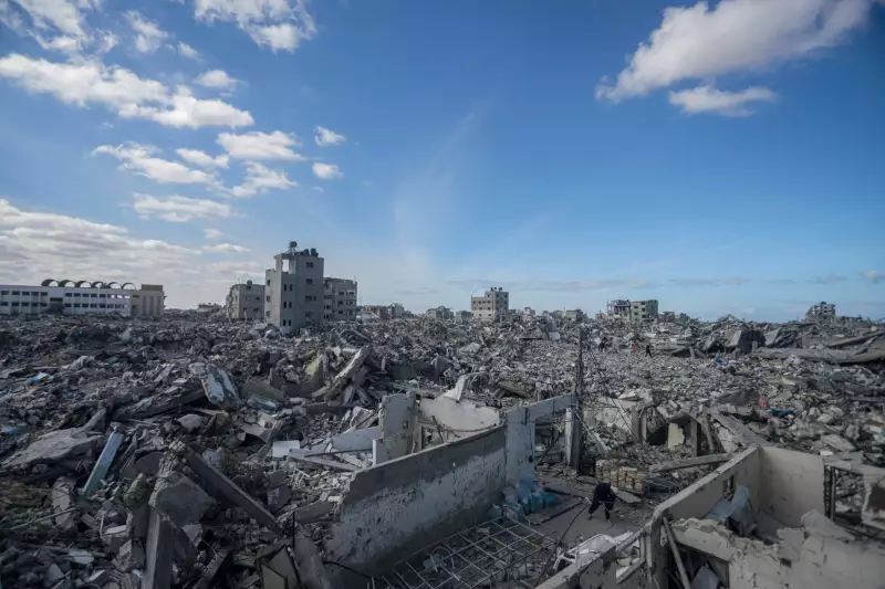 Limpeza de Bombas em Gaza Pode Consumir Três Décadas, Alertam Especialistas