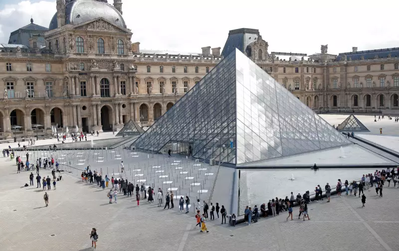 Louvre é Coroado o Museu Mais Visitado do Mundo: O Poder Atemporal da Mona Lisa