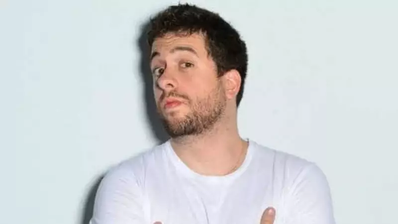 Mauricio Meirelles Cancela Show Após Misturar Remédio para Insônia com Álcool: Entenda o Caso