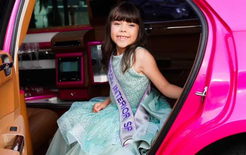 Menina de Sorocaba brilha e vence concurso de misses em Curitiba: 'Me sinto uma estrela'