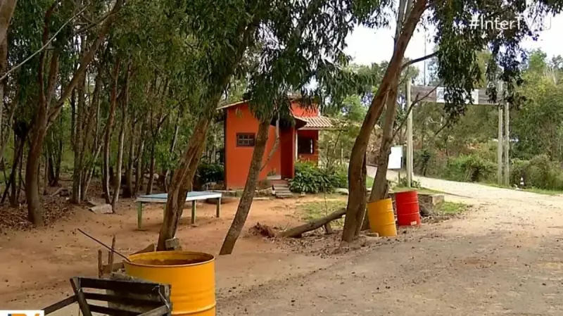 Moradores do Morro do Itaoca em Campos denunciam abandono: 'Serviços de manutenção são insuficientes'