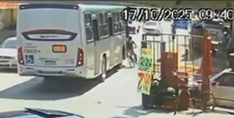 Motorista Foge após Atropelar Homem e Fraturar seu Braço com Ônibus no DF