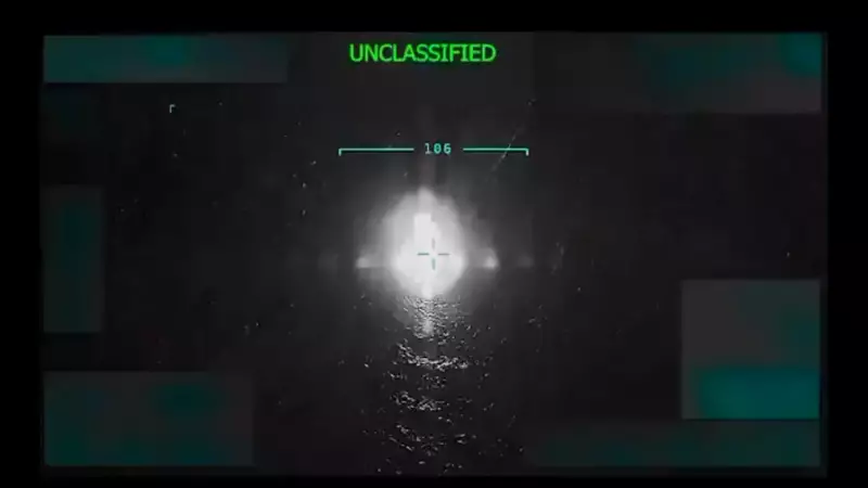 Operação Antinarcóticos no Pacífico: Marinha dos EUA Abate 14 Suspeitos em Confronto com Embarcações