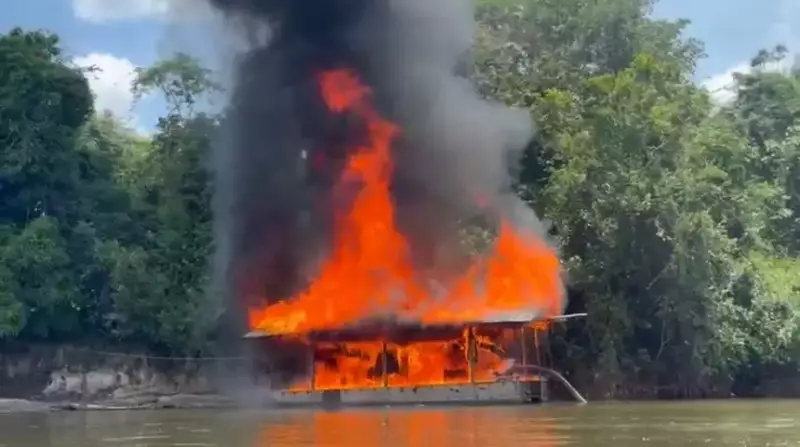 Operação de Combate ao Garimpo Ilegal no Pará Destrói Maquinários e Desmantela Acampamentos em Almeirim