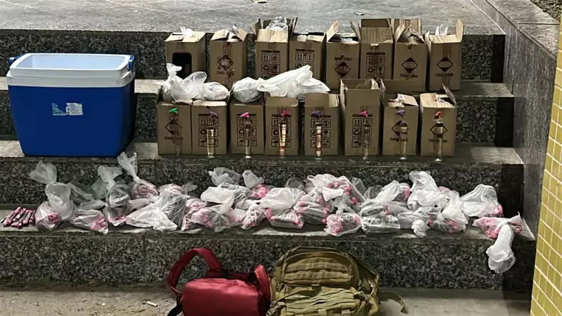 Operação em Araruama: Adolescente apreendido e mais de 1 kg de drogas após denúncia de agressão