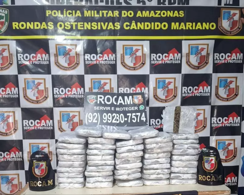 Operação policial apreende 48 tabletes de drogas abandonados às pressas na orla do Amazonas