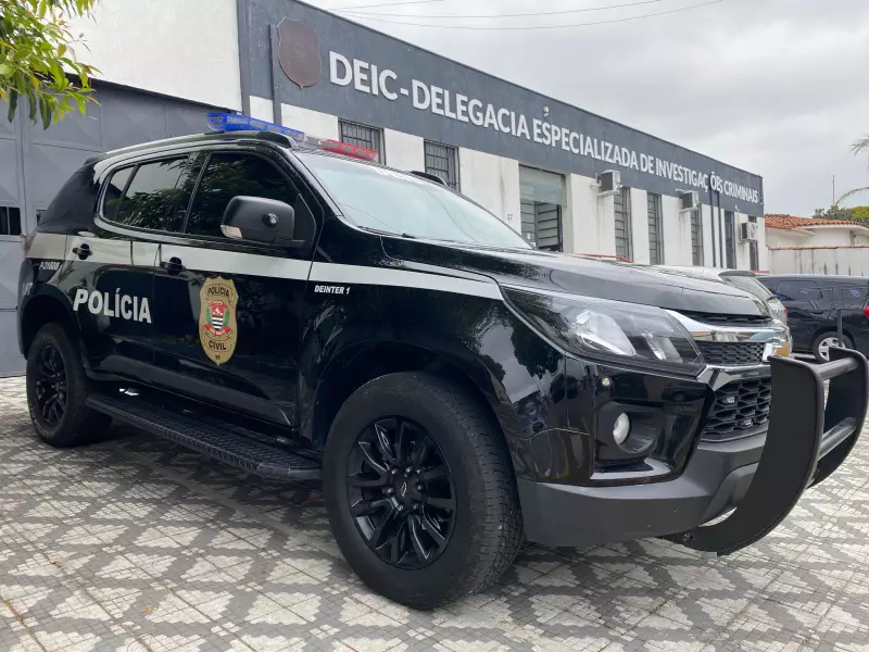 Operação policial desmantela quadrilha que traficava drogas, armas e clonava cartões em Taubaté