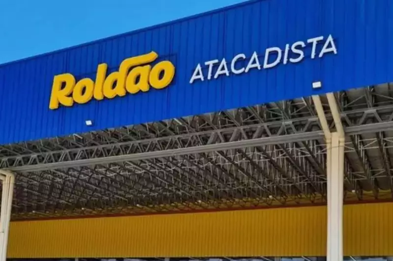 Oportunidade de Emprego em São Vicente: Rede Atacadista Oferece 165 Vagas com Salários de Até R$ 2.200