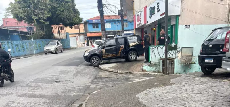 PF desmantela esquema milionário de fraude em contratos de livros didáticos para prefeituras