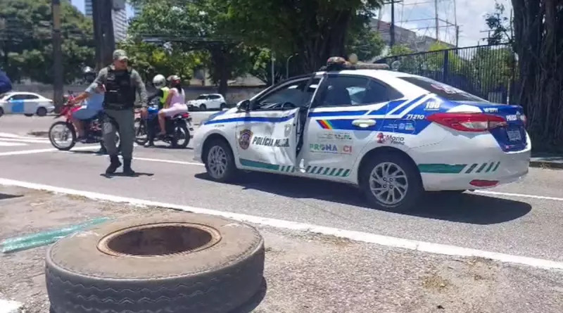 Pneu de Caminhão Arremessado Atinge Viatura Policial no Recife; Veja o Vídeo Impressionante