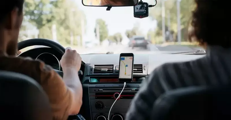 Procon de Cuiabá investiga possível combinação de preços entre motoristas de app e taxistas durante show do Guns N' Roses