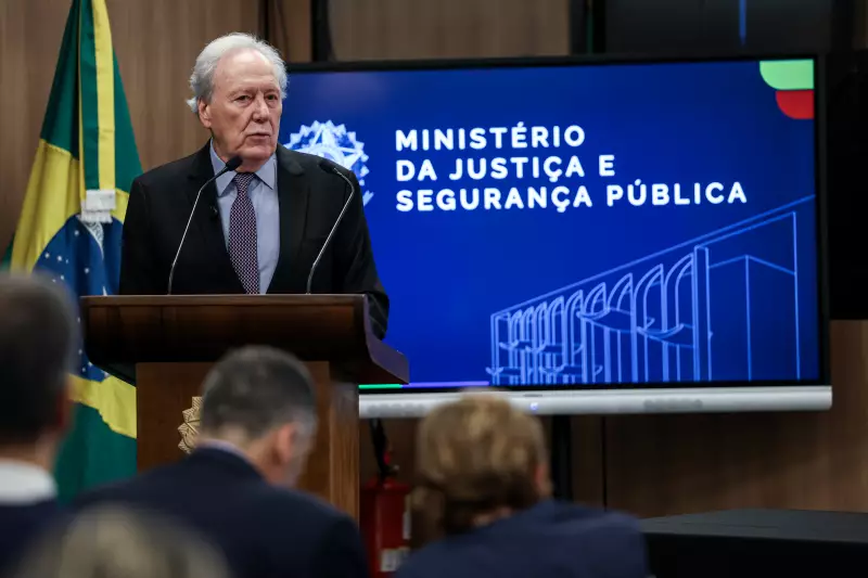 Projeto Antifacção: O Plano de Lewandowski para Combater Notícias Falsas no Brasil